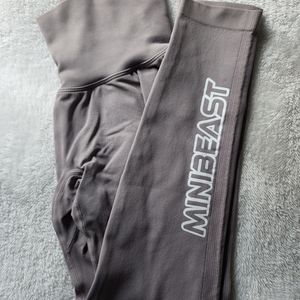 Minibeast leggings small light purple